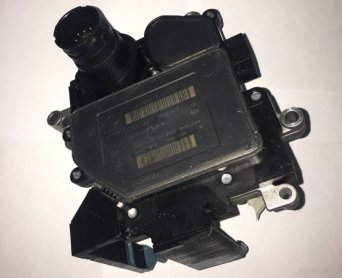 Ремонт электронного блока управления вариаторной коробкой передач 01J Multitronic (Мультитроник) автомобиля Audi A4 (Ауди А4). Номер платы (блока управления) - 01J927156HT (01J 927 156 HT). Ошибки по диагностике - 17090 (P0706) и 17106 (P0722). Гарантия на выполненный ремонт - 6 месяцев. 