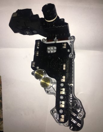 Блок управления РКПП Power Shift MPS67M5R-14C247-AG автомобиля Volvo S40, в который была перенесена (переписана) программа (прошивка) с блока управления на предыдущем фото. 