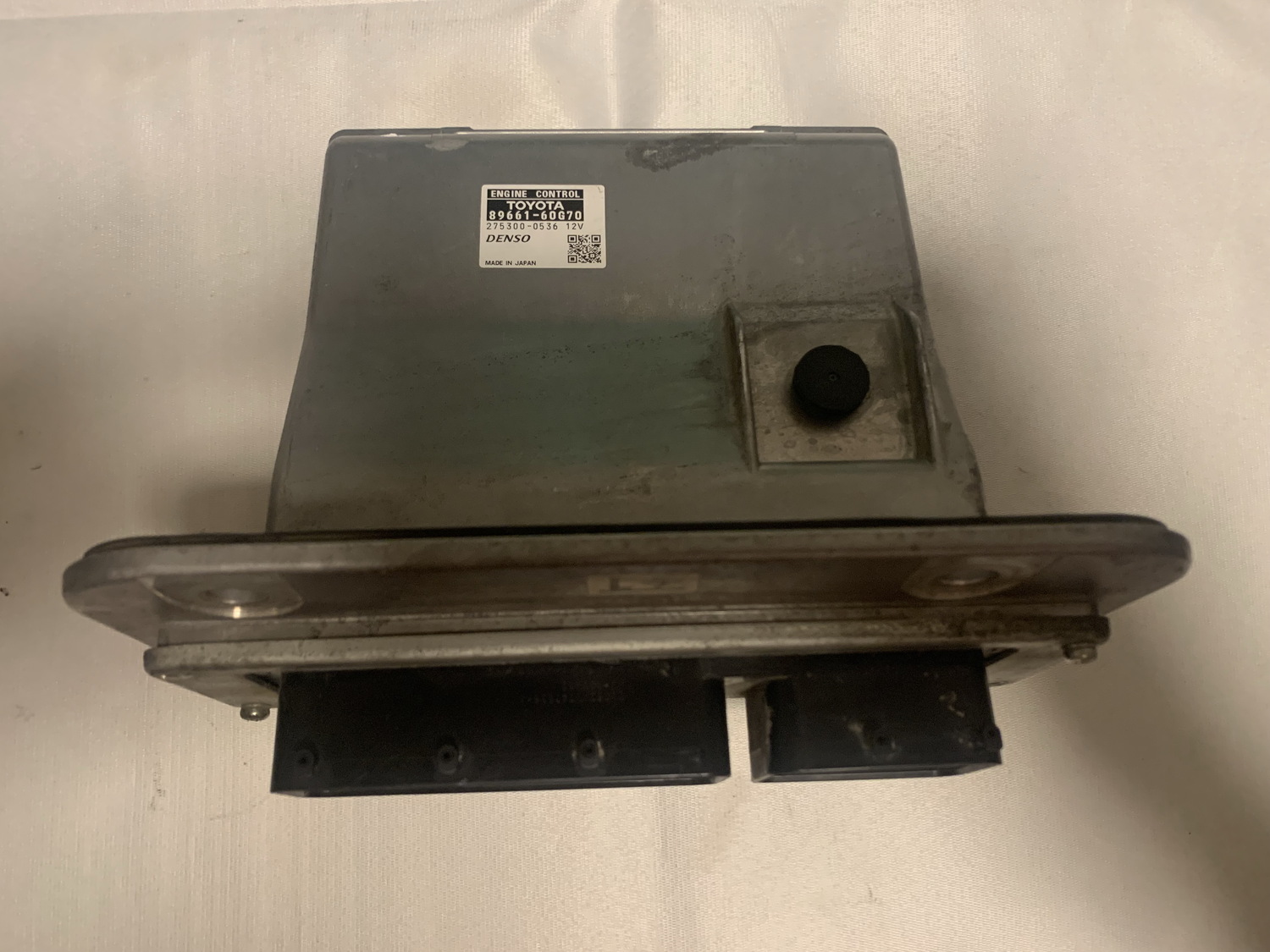 лексус лх570 ремонт эбу блока управления 89661-60G70 (8966160G70) Denso 275300-0536 диагностика ремонт Lexus LX570